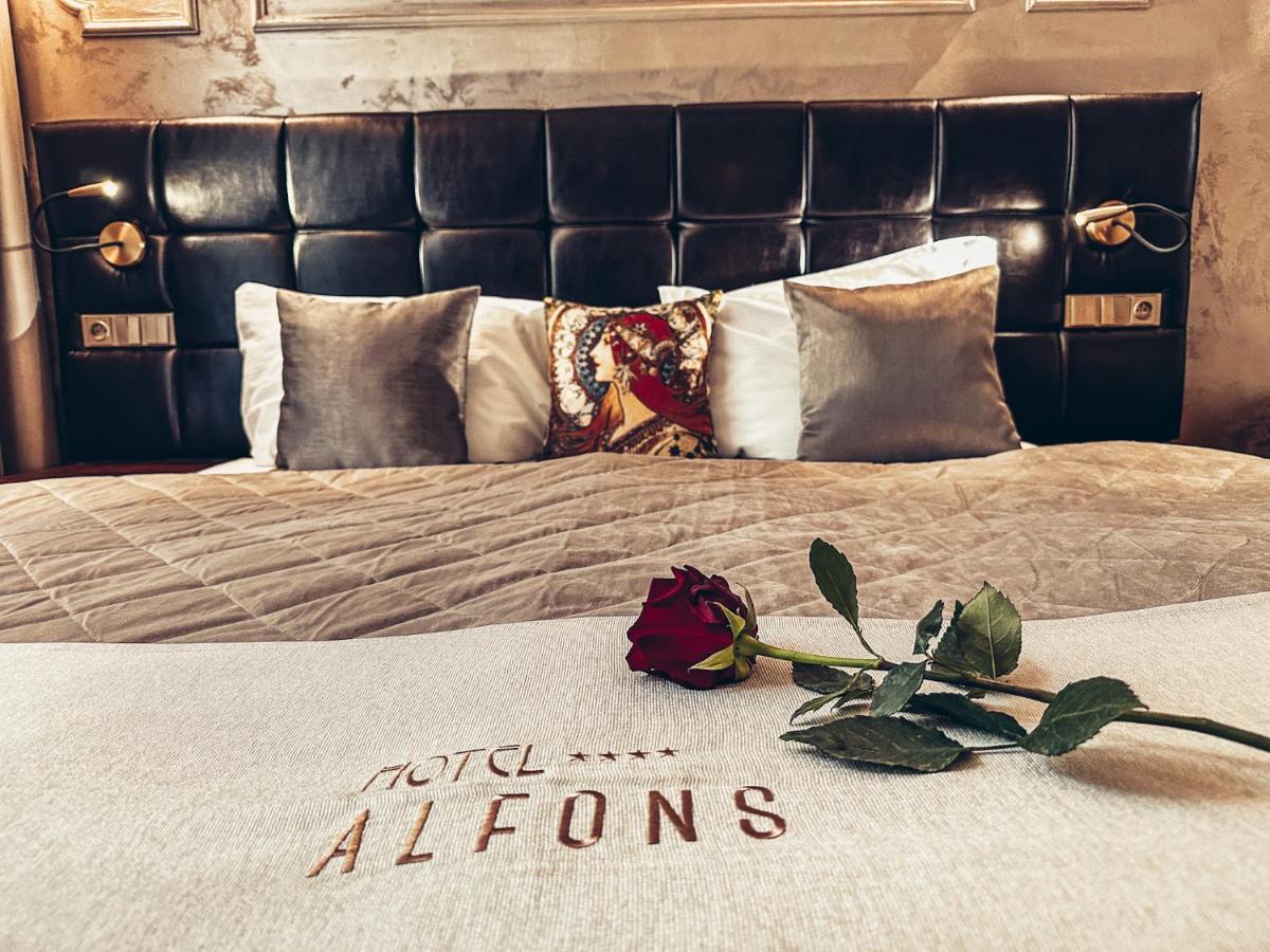 Alfons Boutique Готель Прага