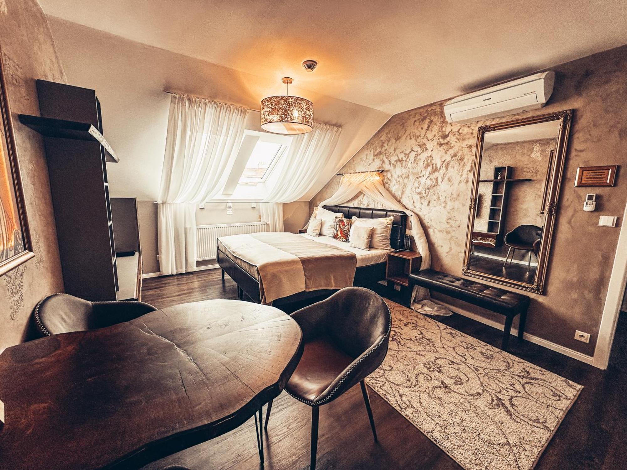 Alfons Boutique Готель Прага