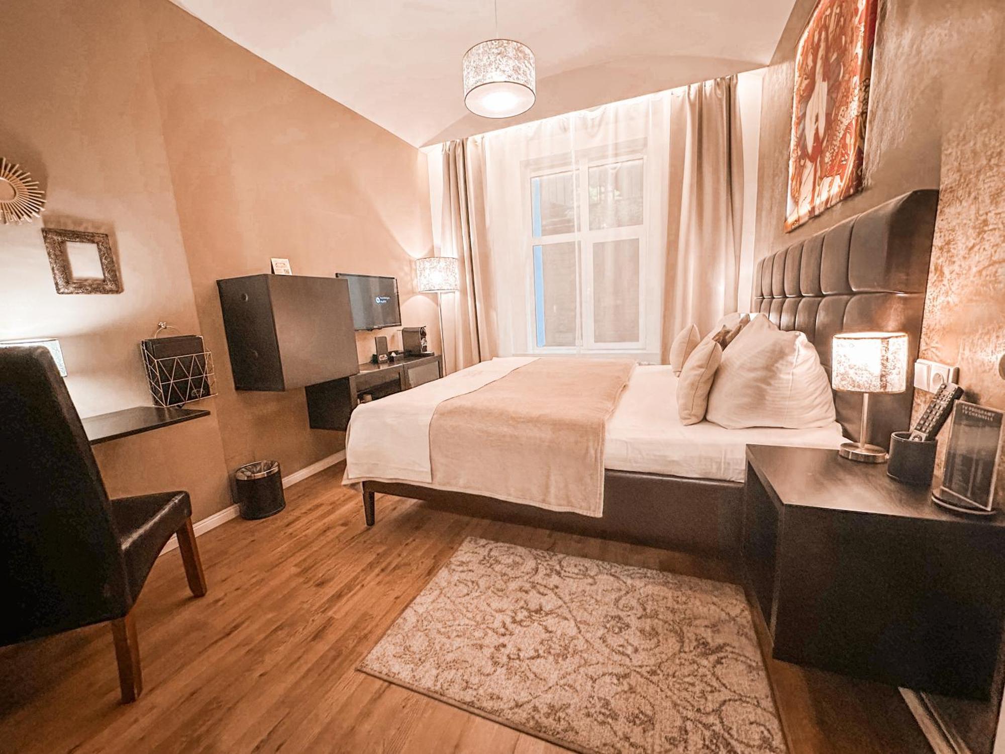 Готель Alfons Boutique 4*