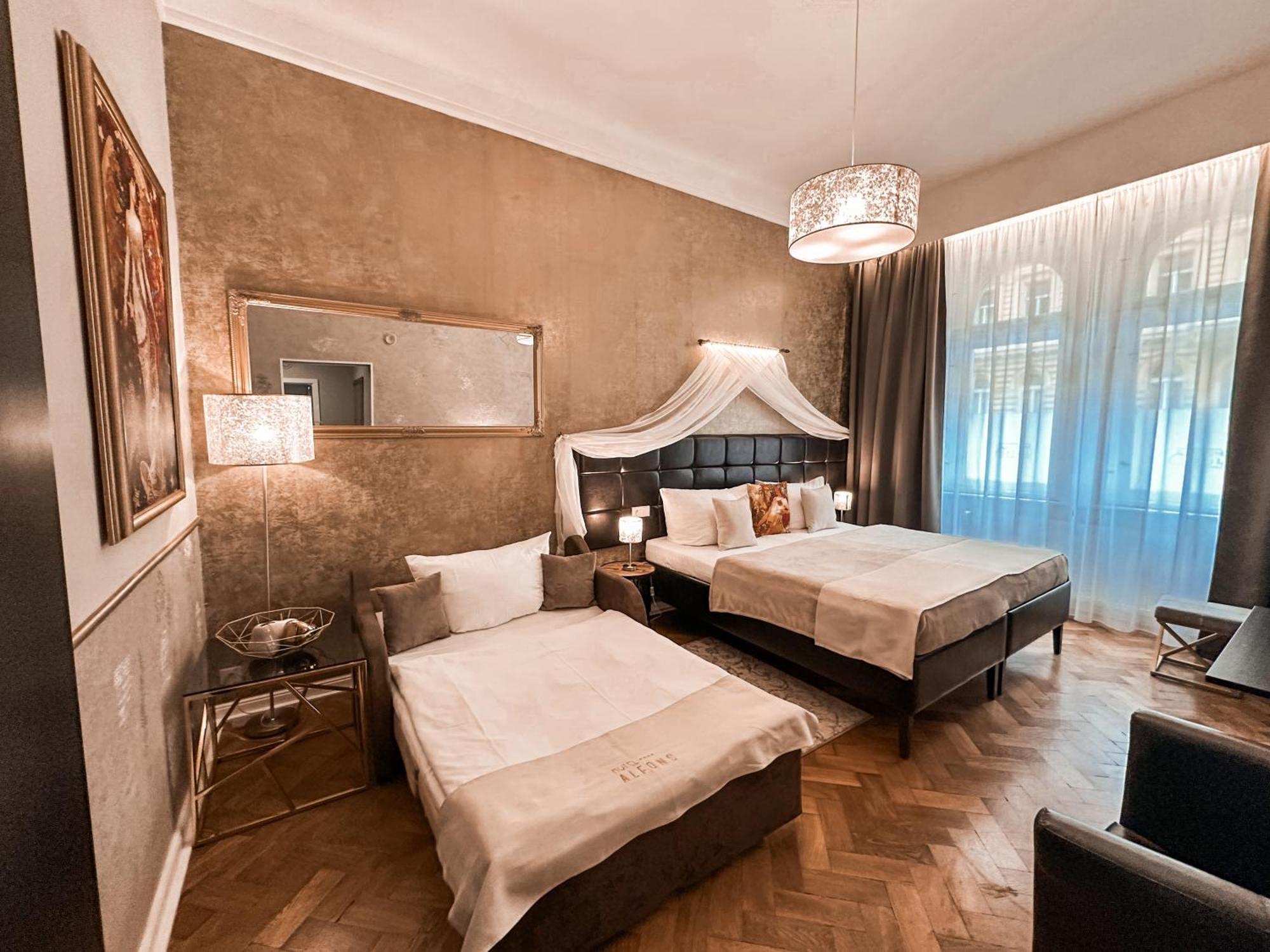 Alfons Boutique Готель Прага